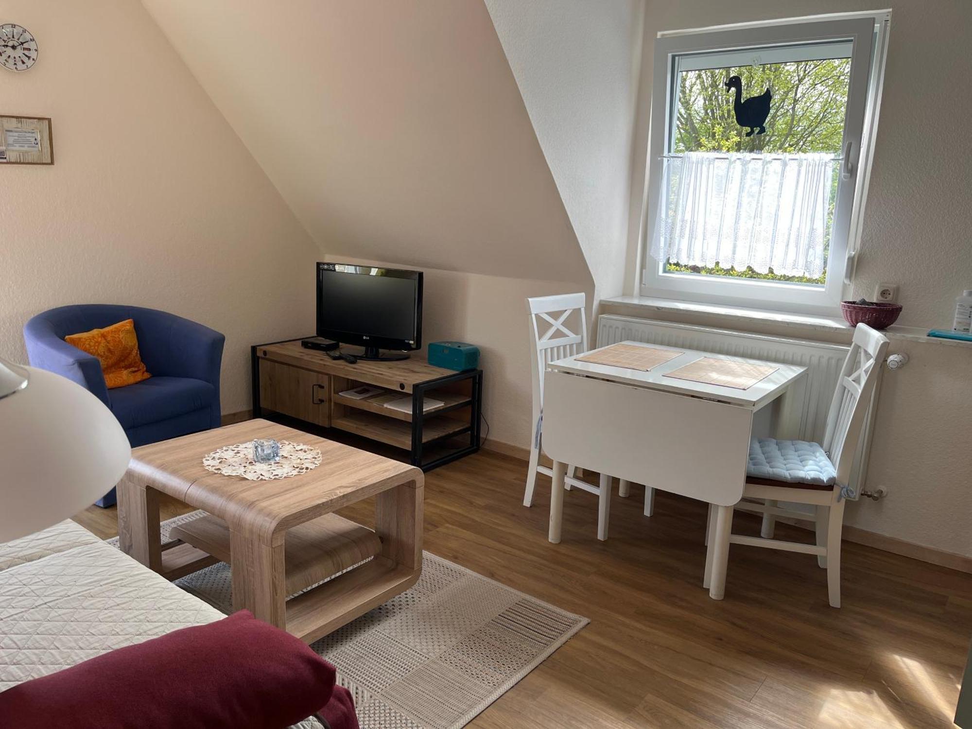 Wohnung 2 Mit Balkon- Haus Annegrete Езенс Екстериор снимка